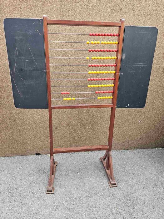 Ъглово шкафче с интарзия