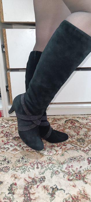 Продам сапоги (замша натуральная)