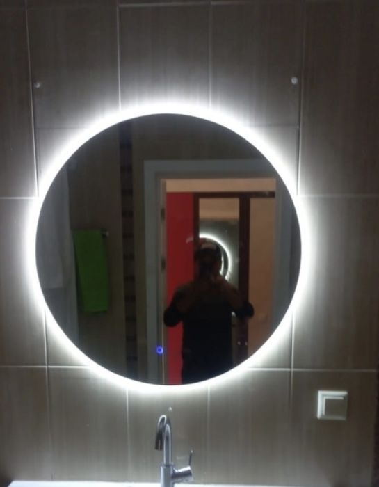 Продам зеркало, так как не прдошел размер!