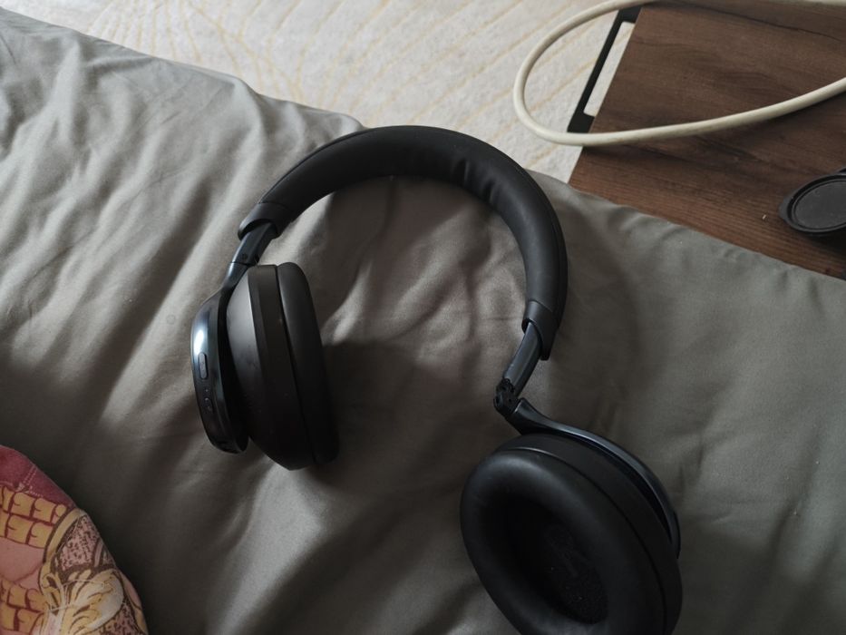 Продам наушник soundcore psace one