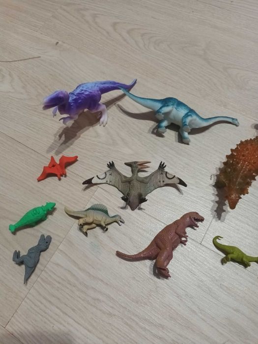 Vand jucarii interactive