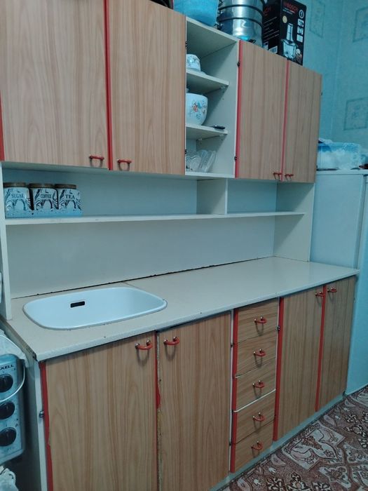 Кухонная мебель хорошая