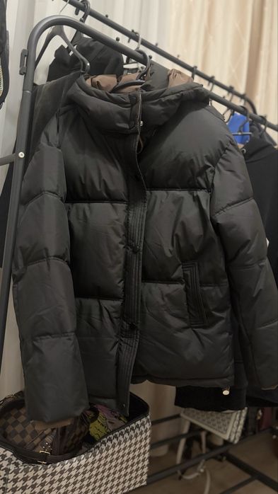 Продаю куртку новая
