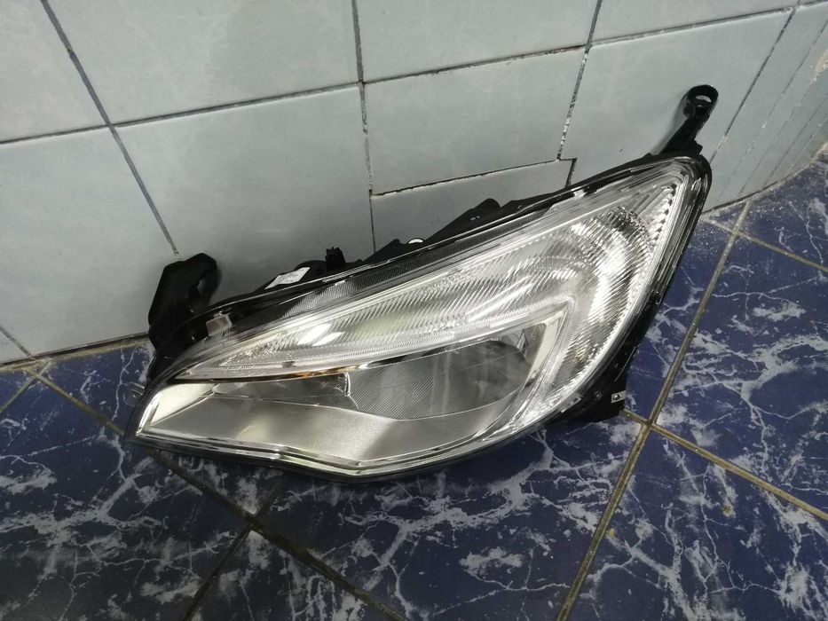 far Opel Astra J stanga 500 lei