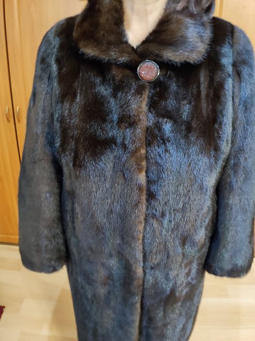 Продам Шубу норковую