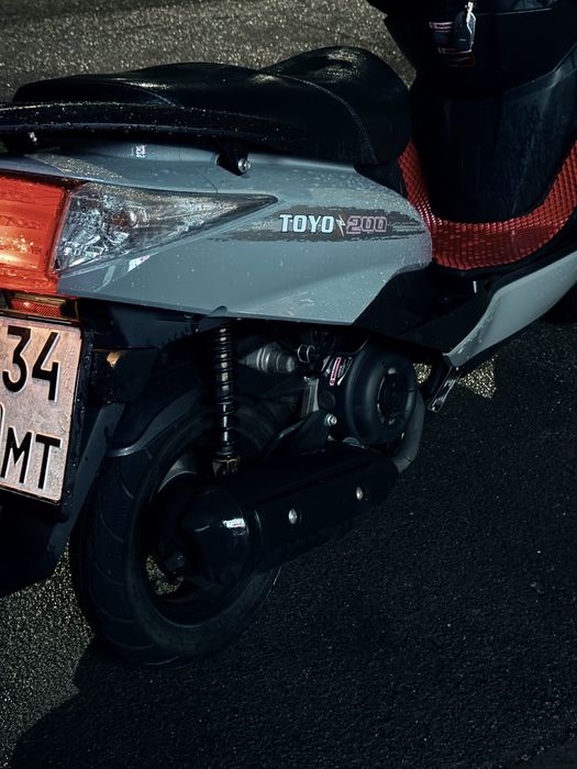 Мопед Bennali M12