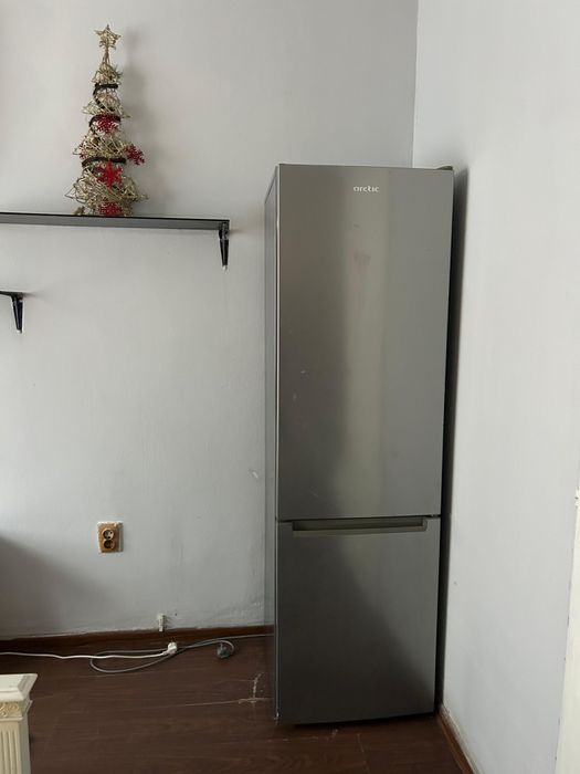 Garsonieră de închiriat 23 m, zona AEM 220 euro