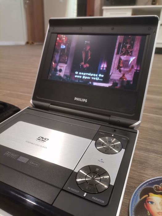 Преносим DVD Плеър Philips PET725 – Пълен комплект!