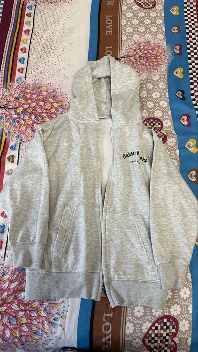 Set hanorace in stare foarte buna