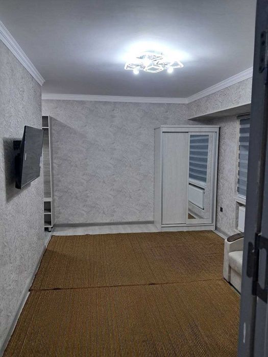 Сдаю квартиру на ц4, мустакиллик майдони