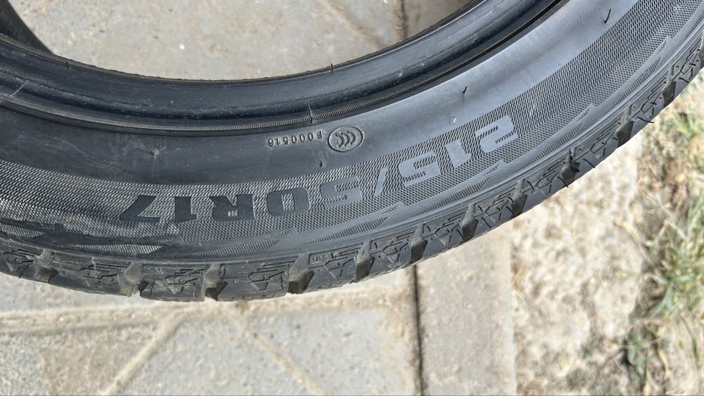 Балон зимный 215/50/17