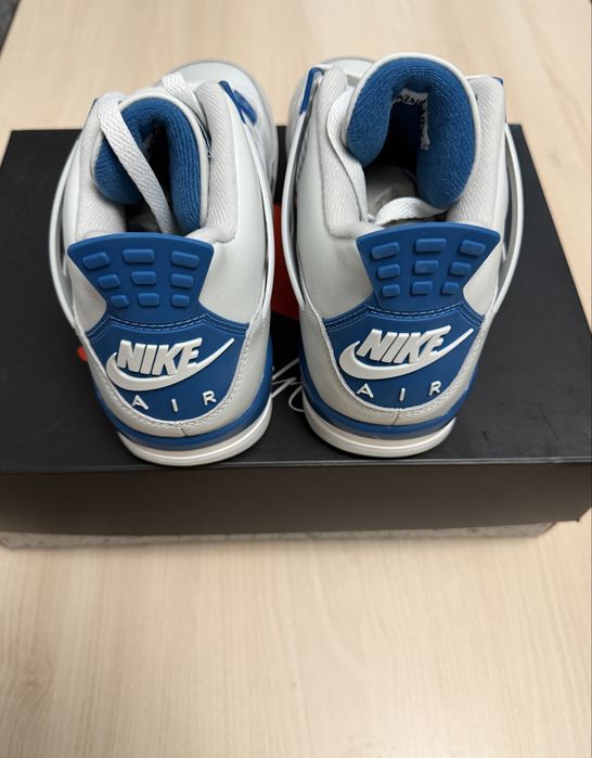 Jordan 4 Military Blue