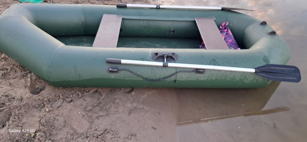 Продам лотку ПВХ Фрегат