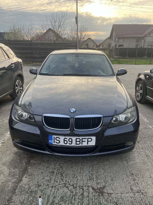 Bmw e90 m47 2007  distributia in fata