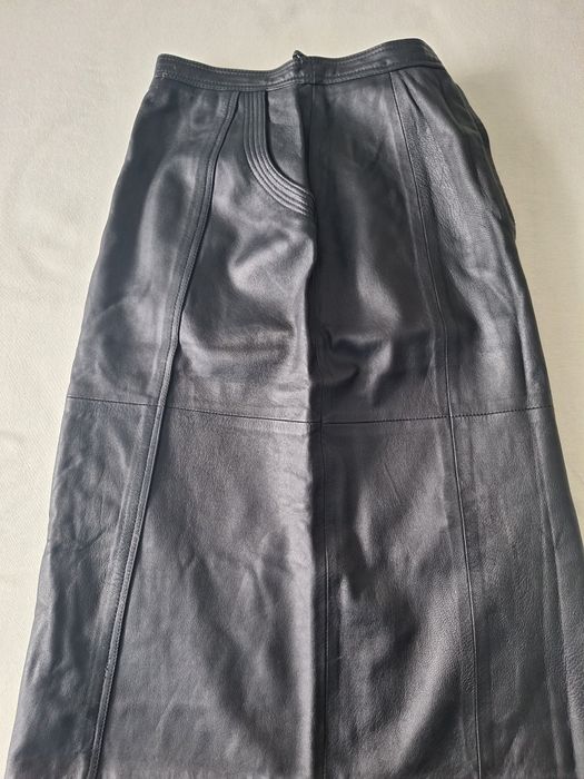 Нови Дамски кожени поли