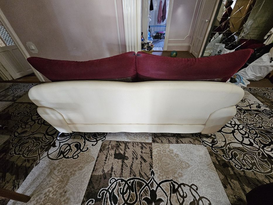 Кресло билан диван