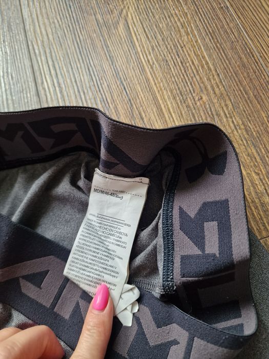 Страхотно мъжко спортно долнище клин UNDER ARMOUR размер M