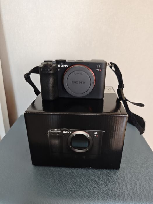 Продам Sony a7cr  новая