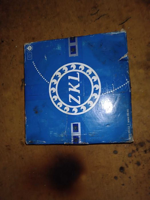 Продават се лагери