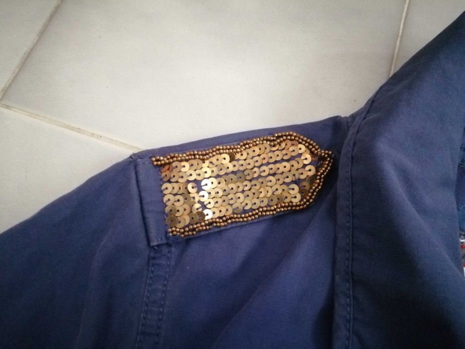 Tommy Hilfiger оригинално дамско преходно яке с колан и пайети р-р M