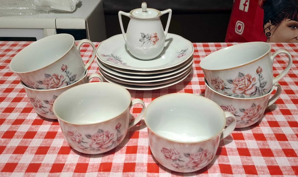 Serviciu din porțelan