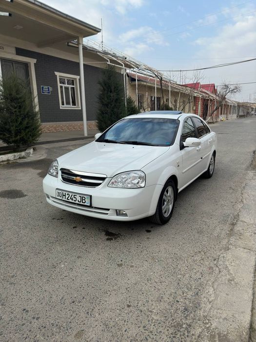 Laseti 1.6 aftamat sotiladi 10.100