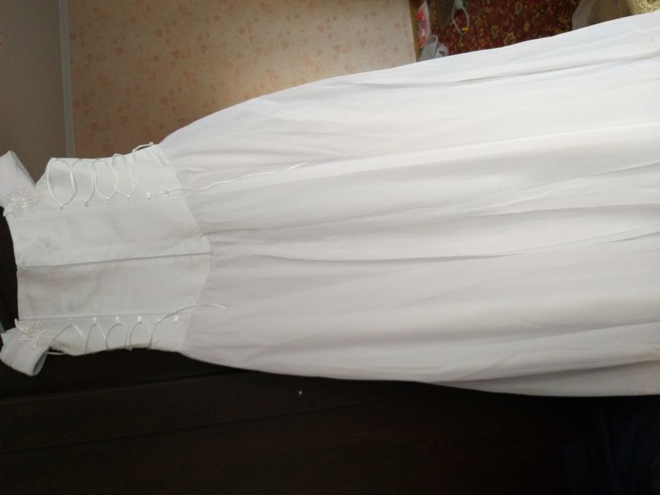 Свадебное платье новое 44-46