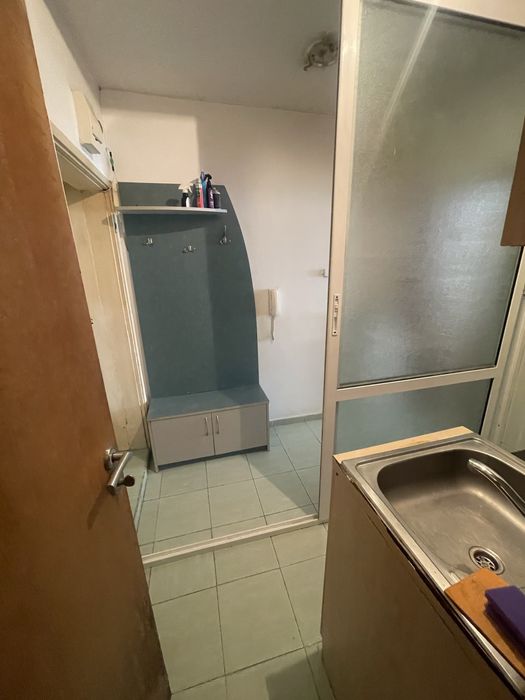 Дава се под наем Едностаен апартамент в Варна, Център - 30 кв.м за 280.5 € - Снимка #16