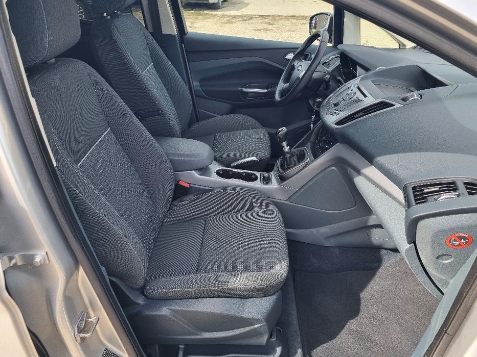 Ford C max 1.0  benzină ecoboost  125 Cp Euro 5