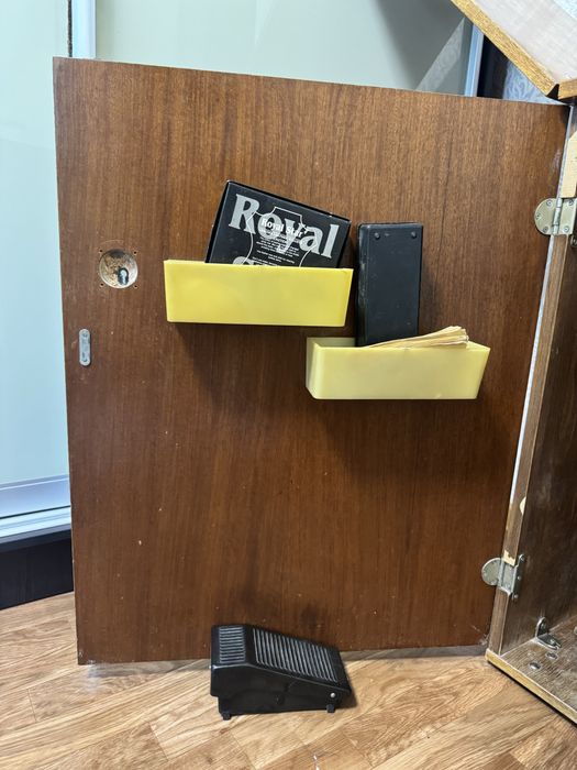 Продам швейную машину чайка 142м