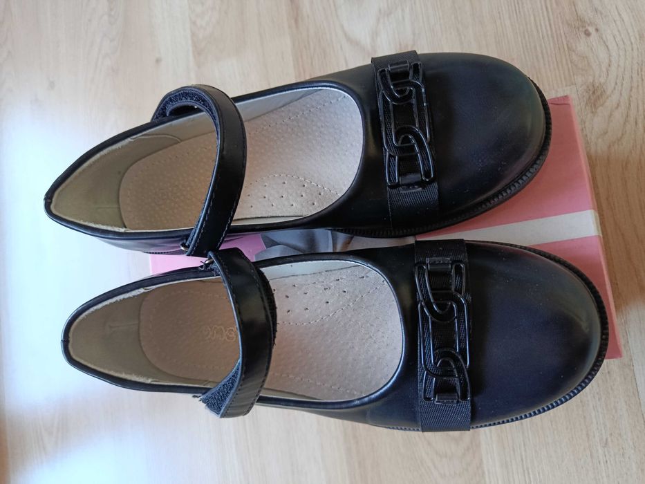 Черни официални обувки