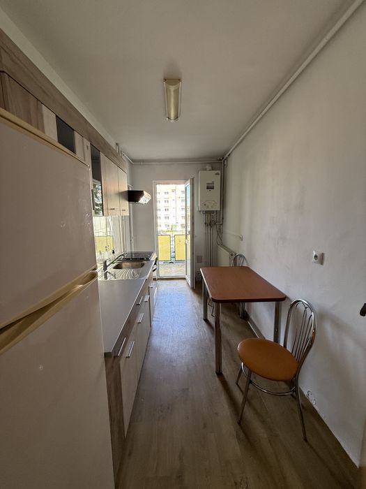 Inchiriez apartament 2 camere Mihai Viteazu
