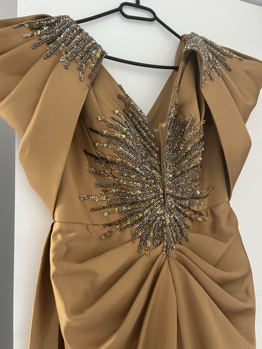 Rochie eleganta de nasa