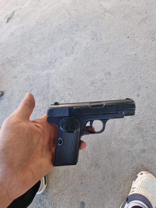 K -17 temir pistolet