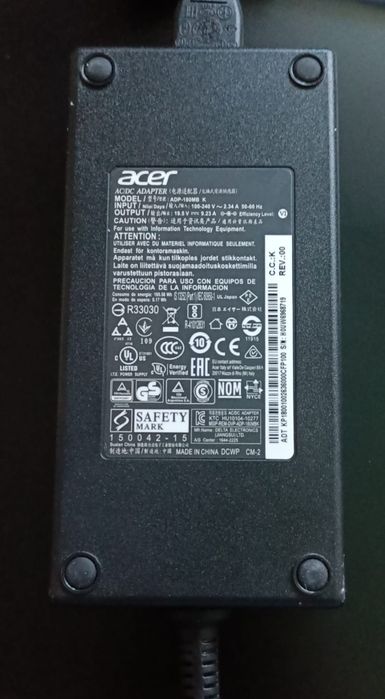 Laptop Gaming Acer Nitro 5 AN517-52 / 17.3inchi / 1TB SSD / 32GB RAM / RTX2060 6GB / 144HZ Display