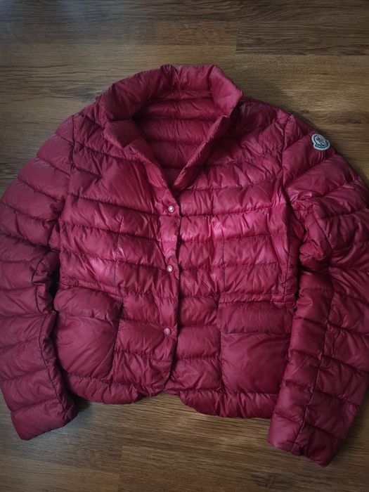 Moncler дамско яке M размер.