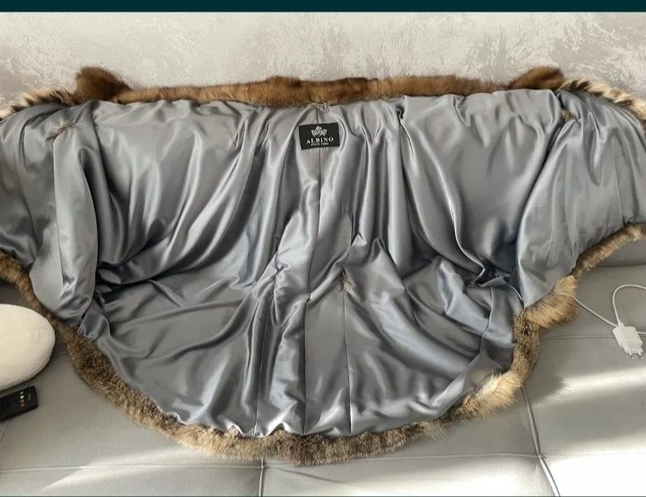 Мягкое чудо из меха натуральной Рыси.Воротник Соболь