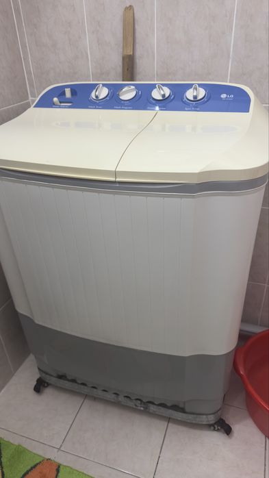 Полавтамат кир мошина 5 кг лик LG маркаси холати ало