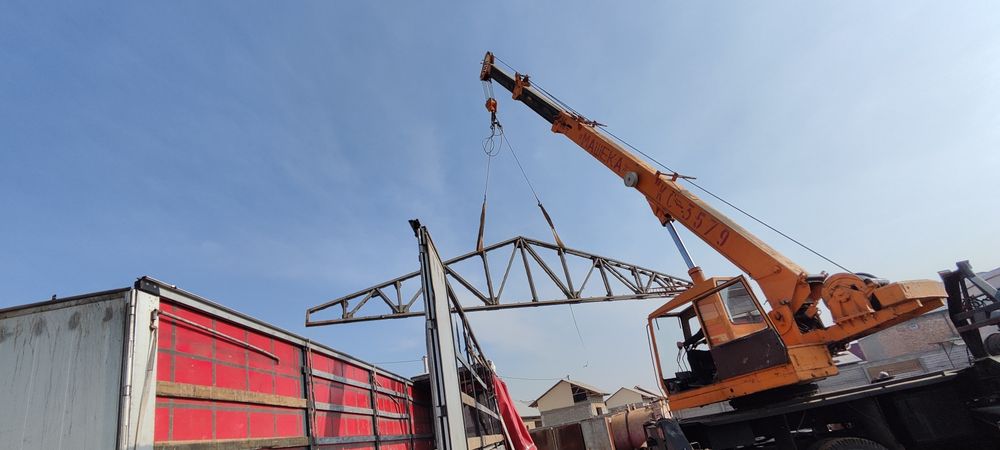 Ферма  12.9м лик 11 дона бор кантенердан ясалган фаргонада тур