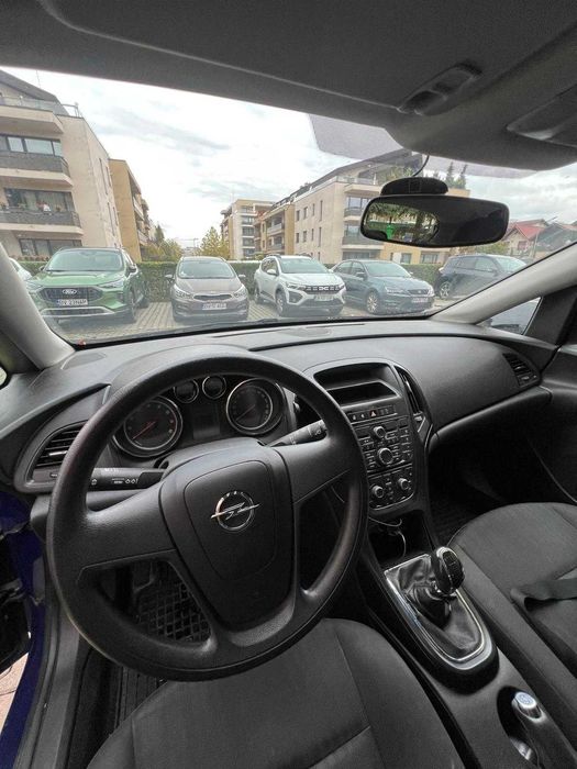 OPEL Astra 2013 — imagine 13