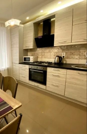 Сарыарка 11-Кенесары,  2ч 2000