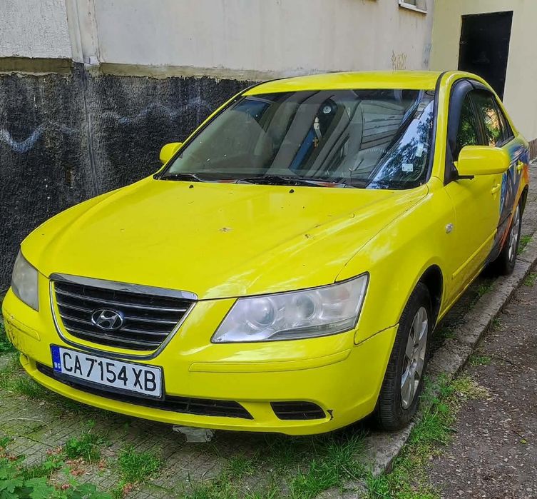 Продавам Hyundai Sonata