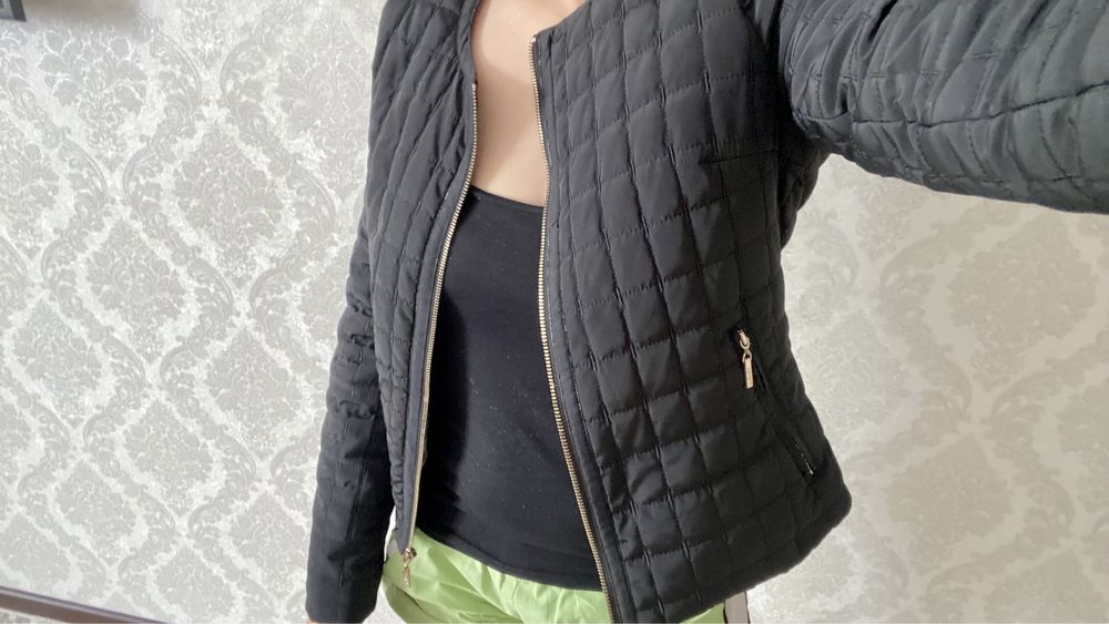 Ветровки женские, парка