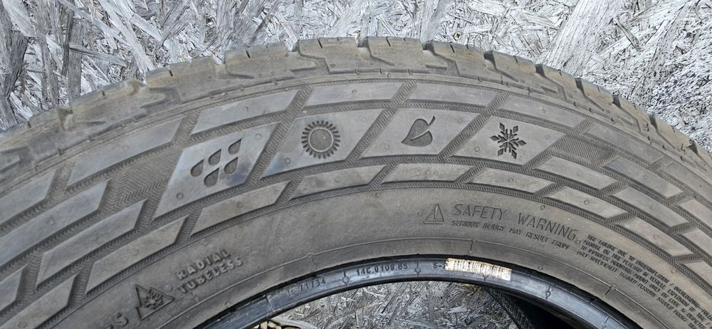 Anvelope Continental VanContact A/S Ultra M+S 205/75 R16C 113/111R