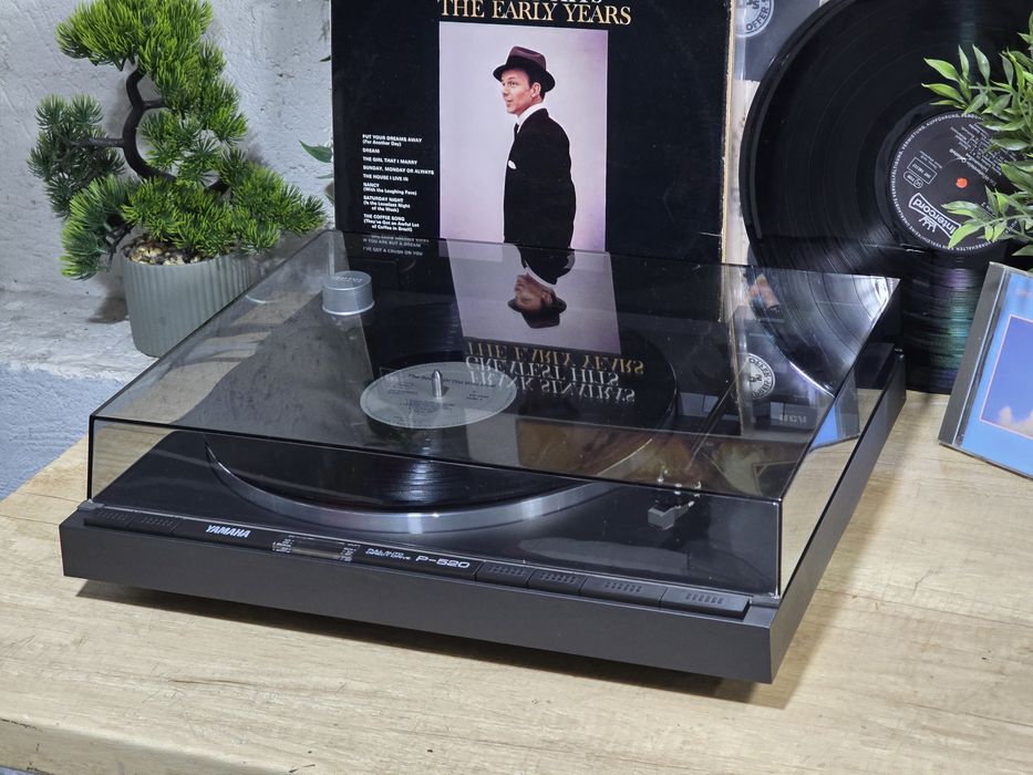 Pick-up YAMAHA P-520, full automatic, direct drive, hifi vintage black