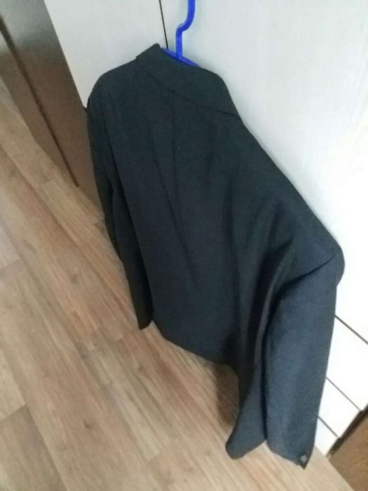 vand/schimb Sacou original barbatesc gen HUGO BOSS