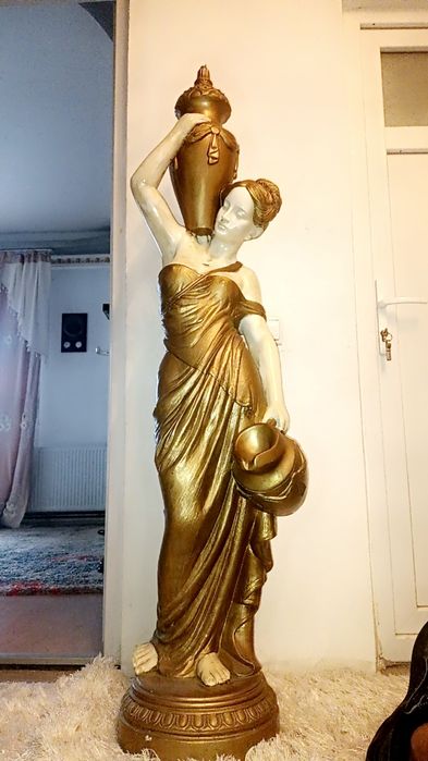 De vanzare regina antica