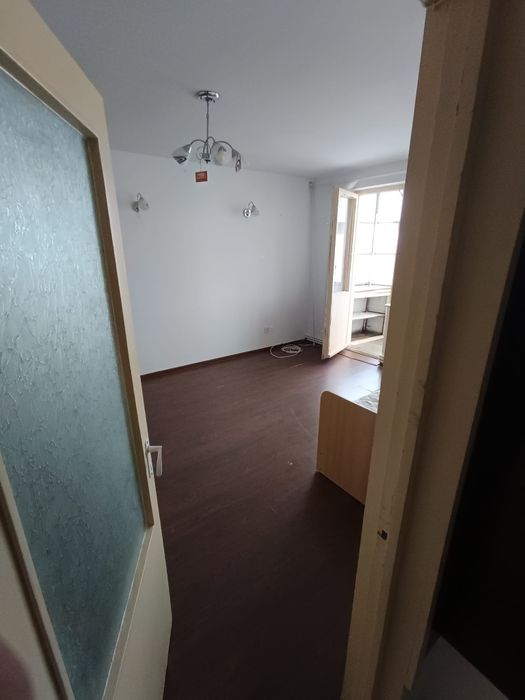 Apartament de închiriat
