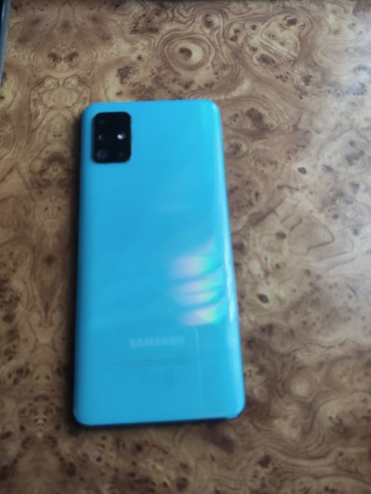 Vând telefon samsung