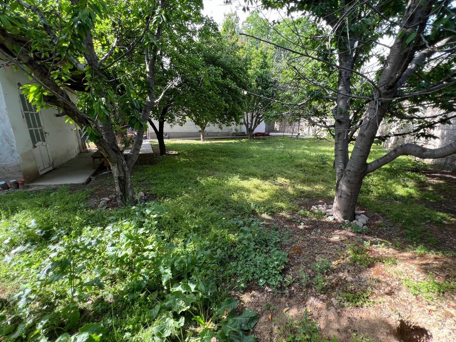 Тошкент ш,Юнусобод тум 9 сотих уй сотилади